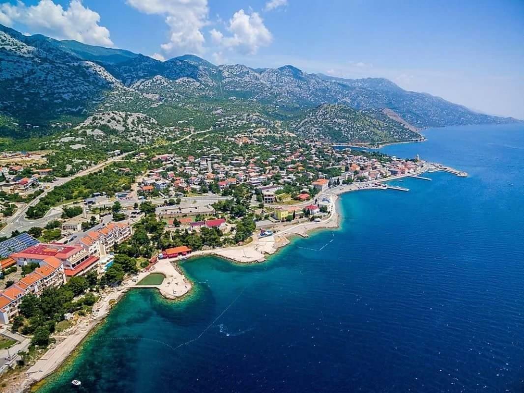 Apartmani Cindrić Karlobag Exterior foto